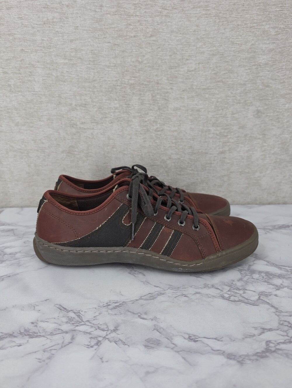 Clarks Men's Deep Red Leather Lace Up Sneakers Tennis Shoes Bowling Look
